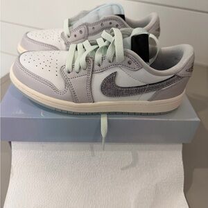 Jordan Light Blueish grey and White, mint green laces.  Box included, brand new